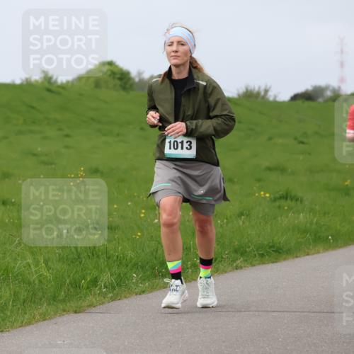 04.05.2025 - 8. Wedeler Halbmarathon Lena Gebhardt http://msf.ph/oto/7839416 04.05.2025 11:43:38 Laufen 1013, 256 meine-sportfotos.de