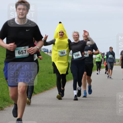 04.05.2025 - 8. Wedeler Halbmarathon Yannick Fuchs http://msf.ph/oto/7839417 04.05.2025 12:04:36 Laufen 657, 781, 780, 82, 500, 1005, 683 meine-sportfotos.de
