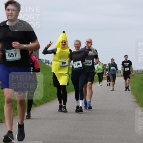 04.05.2025 - 8. Wedeler Halbmarathon Yannick Fuchs http://msf.ph/oto/7839440 04.05.2025 12:04:36 Laufen 657, 781, 780, 282, 1005, 683 meine-sportfotos.de