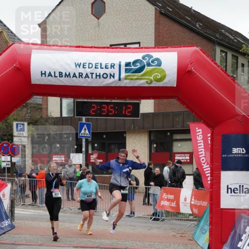 04.05.2025 - 8. Wedeler Halbmarathon Felixshl http://msf.ph/oto/7839450 04.05.2025 12:35:10 Ziel 698, 856 meine-sportfotos.de
