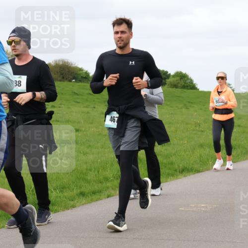04.05.2025 - 8. Wedeler Halbmarathon Lena Gebhardt http://msf.ph/oto/7839516 04.05.2025 11:43:59 Laufen 38, 467, 55, 317 meine-sportfotos.de