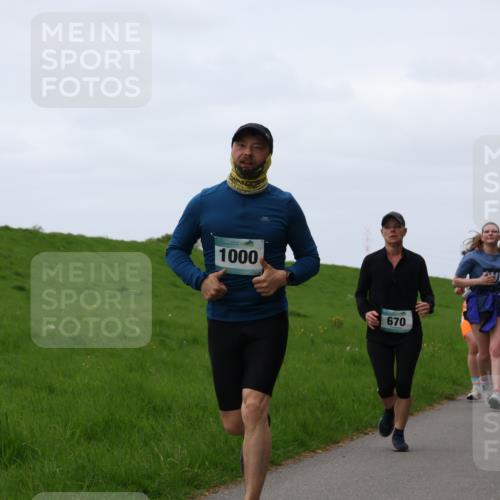 04.05.2025 - 8. Wedeler Halbmarathon Yannick Fuchs http://msf.ph/oto/7839576 04.05.2025 11:25:55 Laufen 1000, 1065, 670 meine-sportfotos.de