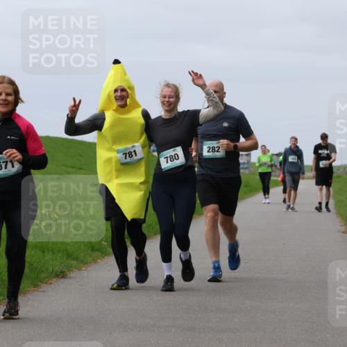 04.05.2025 - 8. Wedeler Halbmarathon Yannick Fuchs http://msf.ph/oto/7839591 04.05.2025 12:04:39 Laufen 571, 781, 780, 282, 500 meine-sportfotos.de