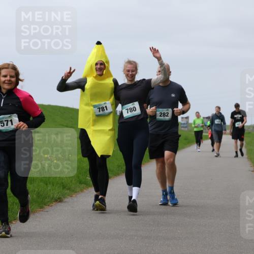 04.05.2025 - 8. Wedeler Halbmarathon Yannick Fuchs http://msf.ph/oto/7839605 04.05.2025 12:04:39 Laufen 571, 781, 780, 282 meine-sportfotos.de