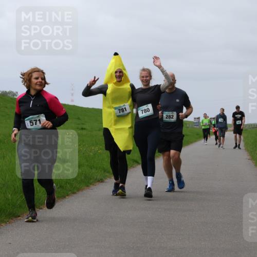 04.05.2025 - 8. Wedeler Halbmarathon Yannick Fuchs http://msf.ph/oto/7839648 04.05.2025 12:04:40 Laufen 571, 781, 780, 282, 1005 meine-sportfotos.de