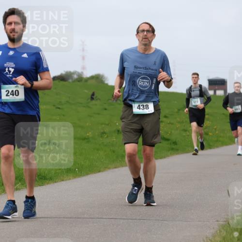 04.05.2025 - 8. Wedeler Halbmarathon Lena Gebhardt http://msf.ph/oto/7839658 04.05.2025 11:44:41 Laufen 240, 00, 2023, 2, 438, 577, 983 meine-sportfotos.de
