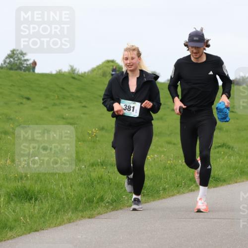 04.05.2025 - 8. Wedeler Halbmarathon Lena Gebhardt http://msf.ph/oto/7839683 04.05.2025 11:45:02 Laufen 381 meine-sportfotos.de