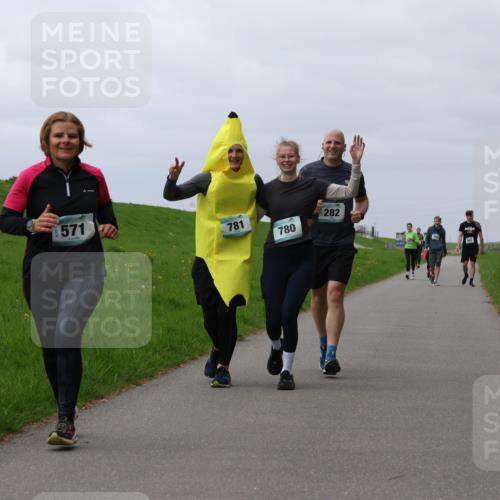 04.05.2025 - 8. Wedeler Halbmarathon Yannick Fuchs http://msf.ph/oto/7839711 04.05.2025 12:04:41 Laufen 69, 571, 781, 282, 780 meine-sportfotos.de