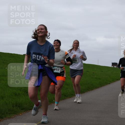 04.05.2025 - 8. Wedeler Halbmarathon Yannick Fuchs http://msf.ph/oto/7839761 04.05.2025 11:26:00 Laufen 057, 779, 817 meine-sportfotos.de