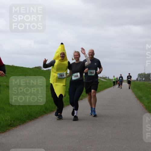 04.05.2025 - 8. Wedeler Halbmarathon Yannick Fuchs http://msf.ph/oto/7839765 04.05.2025 12:04:42 Laufen 1571, 781, 282, 780 meine-sportfotos.de