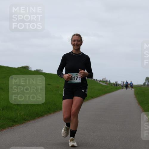 04.05.2025 - 8. Wedeler Halbmarathon Yannick Fuchs http://msf.ph/oto/7839801 04.05.2025 11:26:02 Laufen 317 meine-sportfotos.de