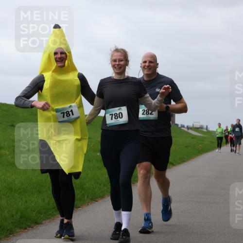 04.05.2025 - 8. Wedeler Halbmarathon Yannick Fuchs http://msf.ph/oto/7839803 04.05.2025 12:04:43 Laufen 781, 780, 282 meine-sportfotos.de