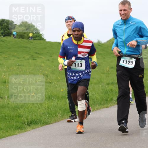 04.05.2025 - 8. Wedeler Halbmarathon Lena Gebhardt http://msf.ph/oto/7839813 04.05.2025 11:45:51 Laufen 113, 1129 meine-sportfotos.de