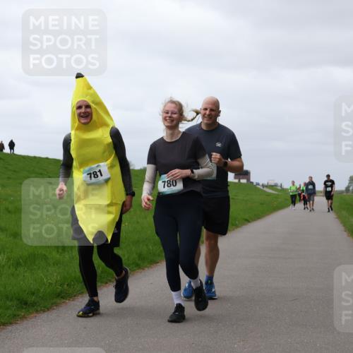 04.05.2025 - 8. Wedeler Halbmarathon Yannick Fuchs http://msf.ph/oto/7839829 04.05.2025 12:04:43 Laufen 781, 780, 500 meine-sportfotos.de