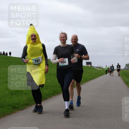 04.05.2025 - 8. Wedeler Halbmarathon Yannick Fuchs http://msf.ph/oto/7839839 04.05.2025 12:04:43 Laufen 781, 780, 500 meine-sportfotos.de