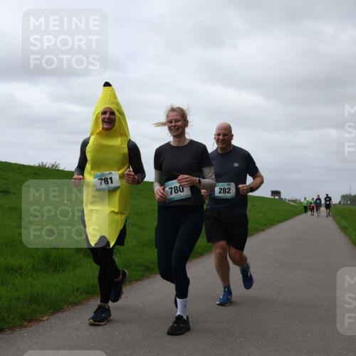 04.05.2025 - 8. Wedeler Halbmarathon Yannick Fuchs http://msf.ph/oto/7839849 04.05.2025 12:04:44 Laufen 781, 780, 282 meine-sportfotos.de