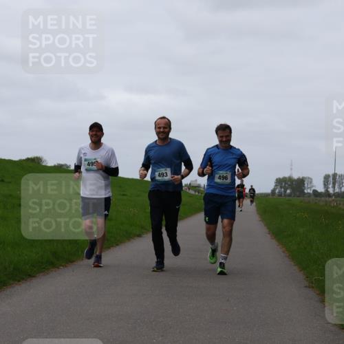 04.05.2025 - 8. Wedeler Halbmarathon Yannick Fuchs http://msf.ph/oto/7839931 04.05.2025 11:26:31 Laufen 495, 493, 496 meine-sportfotos.de