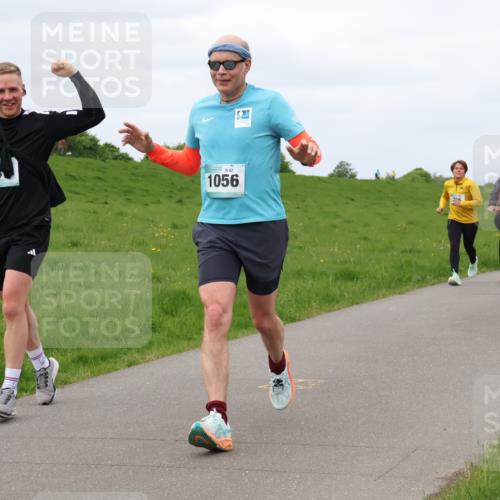 04.05.2025 - 8. Wedeler Halbmarathon Lena Gebhardt http://msf.ph/oto/7839948 04.05.2025 11:46:07 Laufen 44, 42, 1056, 765 meine-sportfotos.de