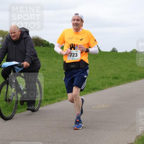 04.05.2025 - 8. Wedeler Halbmarathon Lena Gebhardt http://msf.ph/oto/7839973 04.05.2025 11:46:14 Laufen 51, 723 meine-sportfotos.de
