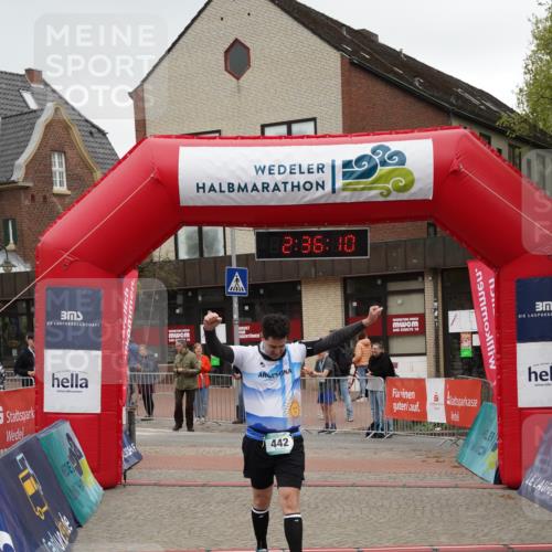 04.05.2025 - 8. Wedeler Halbmarathon Felixshl http://msf.ph/oto/7839985 04.05.2025 12:36:08 Ziel 442 meine-sportfotos.de