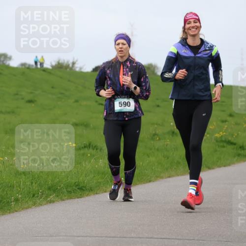 04.05.2025 - 8. Wedeler Halbmarathon Lena Gebhardt http://msf.ph/oto/7840027 04.05.2025 11:46:31 Laufen 590 meine-sportfotos.de