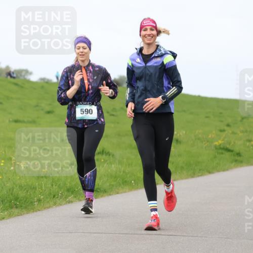 04.05.2025 - 8. Wedeler Halbmarathon Lena Gebhardt http://msf.ph/oto/7840028 04.05.2025 11:46:33 Laufen 590 meine-sportfotos.de
