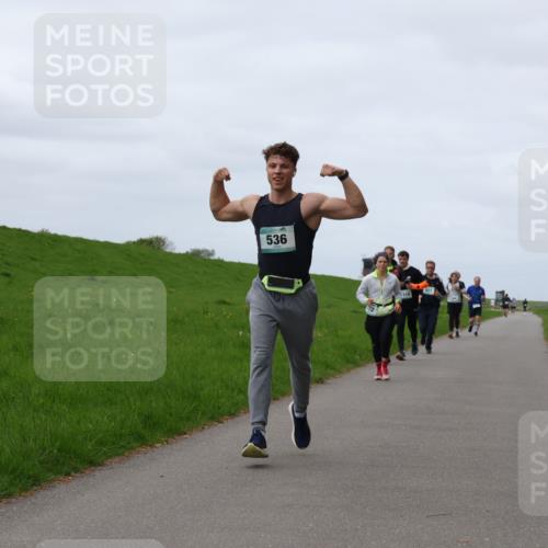 04.05.2025 - 8. Wedeler Halbmarathon Yannick Fuchs http://msf.ph/oto/7840109 04.05.2025 11:47:40 Laufen 536 meine-sportfotos.de