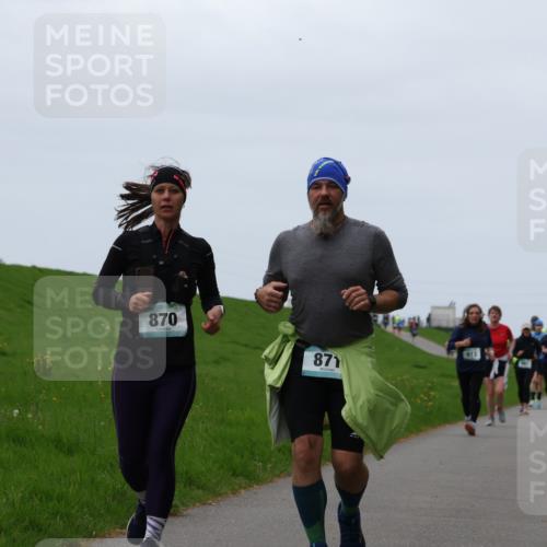 04.05.2025 - 8. Wedeler Halbmarathon Yannick Fuchs http://msf.ph/oto/7840121 04.05.2025 11:26:45 Laufen 870, 871 meine-sportfotos.de