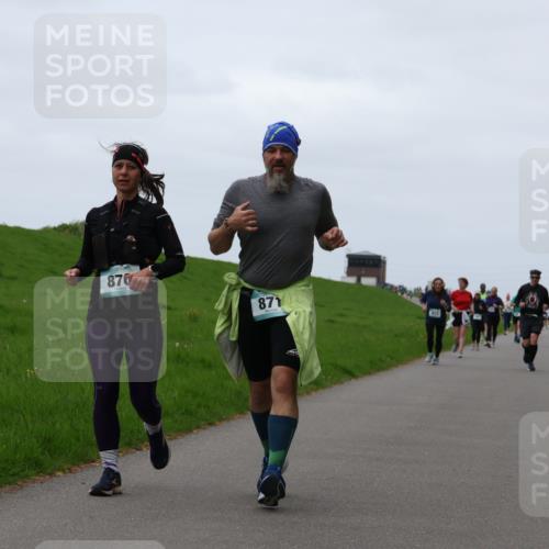 04.05.2025 - 8. Wedeler Halbmarathon Yannick Fuchs http://msf.ph/oto/7840145 04.05.2025 11:26:47 Laufen 876, 871 meine-sportfotos.de