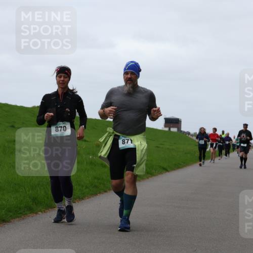 04.05.2025 - 8. Wedeler Halbmarathon Yannick Fuchs http://msf.ph/oto/7840152 04.05.2025 11:26:47 Laufen 870, 871 meine-sportfotos.de