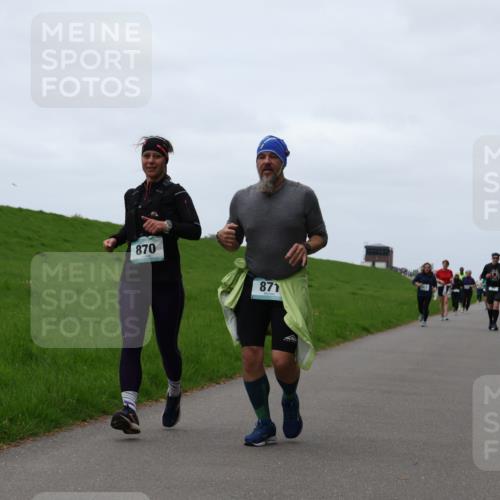 04.05.2025 - 8. Wedeler Halbmarathon Yannick Fuchs http://msf.ph/oto/7840155 04.05.2025 11:26:47 Laufen 870, 871 meine-sportfotos.de