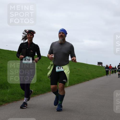 04.05.2025 - 8. Wedeler Halbmarathon Yannick Fuchs http://msf.ph/oto/7840178 04.05.2025 11:26:48 Laufen 870, 871 meine-sportfotos.de