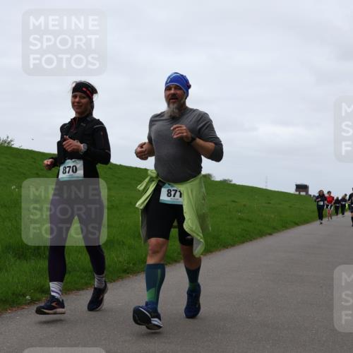 04.05.2025 - 8. Wedeler Halbmarathon Yannick Fuchs http://msf.ph/oto/7840187 04.05.2025 11:26:48 Laufen 870, 871 meine-sportfotos.de