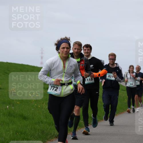 04.05.2025 - 8. Wedeler Halbmarathon Yannick Fuchs http://msf.ph/oto/7840190 04.05.2025 11:47:42 Laufen 772, 1110, 821, 61, 908, 518 meine-sportfotos.de