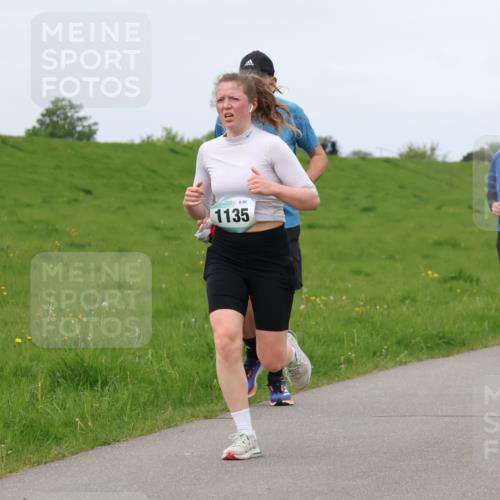 04.05.2025 - 8. Wedeler Halbmarathon Lena Gebhardt http://msf.ph/oto/7840211 04.05.2025 11:47:18 Laufen 66, 1135, 476 meine-sportfotos.de