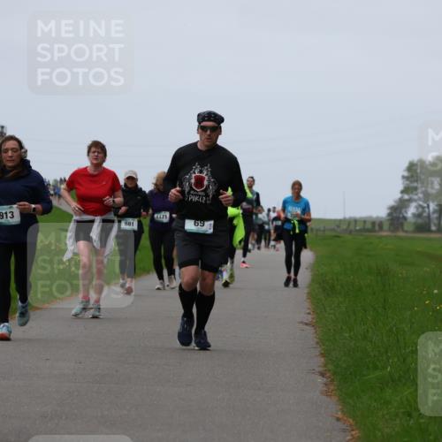 04.05.2025 - 8. Wedeler Halbmarathon Yannick Fuchs http://msf.ph/oto/7840215 04.05.2025 11:26:50 Laufen 913, 681, 1171, 69, 10 meine-sportfotos.de
