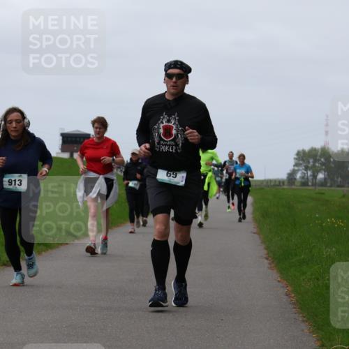 04.05.2025 - 8. Wedeler Halbmarathon Yannick Fuchs http://msf.ph/oto/7840244 04.05.2025 11:26:55 Laufen 913, 69 meine-sportfotos.de