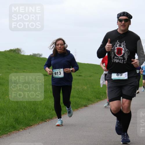 04.05.2025 - 8. Wedeler Halbmarathon Yannick Fuchs http://msf.ph/oto/7840284 04.05.2025 11:26:56 Laufen 913, 69, 71, 147, 10 meine-sportfotos.de