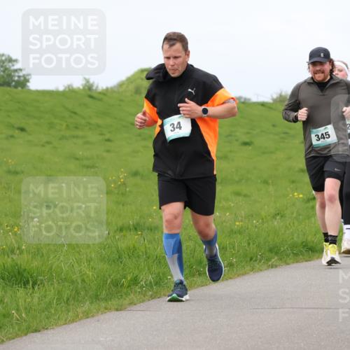 04.05.2025 - 8. Wedeler Halbmarathon Lena Gebhardt http://msf.ph/oto/7840289 04.05.2025 11:47:47 Laufen 34, 345 meine-sportfotos.de