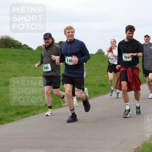 04.05.2025 - 8. Wedeler Halbmarathon Lena Gebhardt http://msf.ph/oto/7840311 04.05.2025 11:47:51 Laufen 148, 928, 345, 104, 605 meine-sportfotos.de