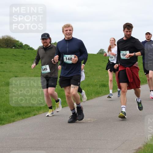 04.05.2025 - 8. Wedeler Halbmarathon Lena Gebhardt http://msf.ph/oto/7840314 04.05.2025 11:47:51 Laufen 148, 104, 928, 345, 605 meine-sportfotos.de