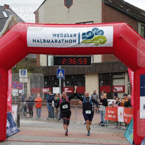 04.05.2025 - 8. Wedeler Halbmarathon Felixshl http://msf.ph/oto/7840318 04.05.2025 12:36:57 Ziel 75, 76 meine-sportfotos.de