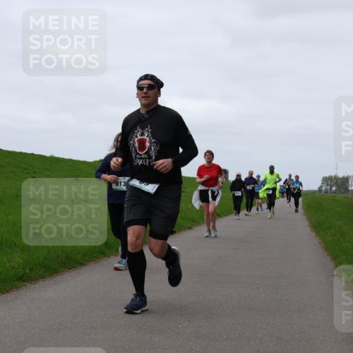 04.05.2025 - 8. Wedeler Halbmarathon Yannick Fuchs http://msf.ph/oto/7840322 04.05.2025 11:26:57 Laufen 913, 681 meine-sportfotos.de