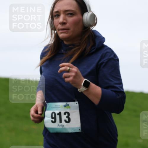 04.05.2025 - 8. Wedeler Halbmarathon Yannick Fuchs http://msf.ph/oto/7840337 04.05.2025 11:26:59 Laufen 913 meine-sportfotos.de