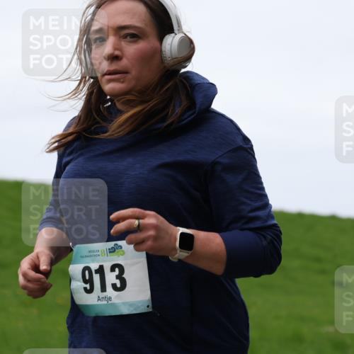04.05.2025 - 8. Wedeler Halbmarathon Yannick Fuchs http://msf.ph/oto/7840342 04.05.2025 11:26:59 Laufen 8, 913 meine-sportfotos.de
