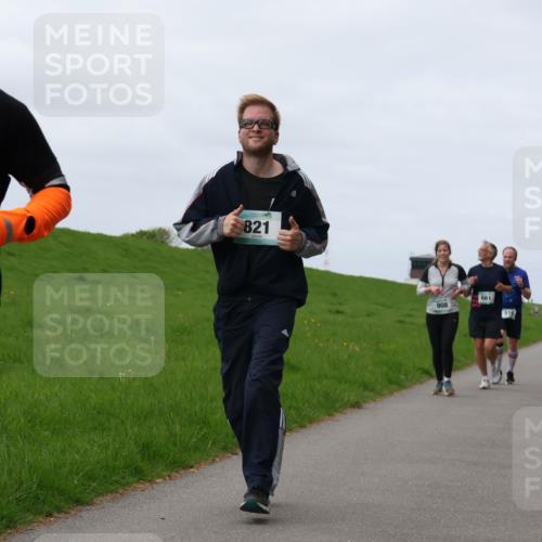 04.05.2025 - 8. Wedeler Halbmarathon Yannick Fuchs http://msf.ph/oto/7840367 04.05.2025 11:47:47 Laufen 1110, 821, 908, 661, 518 meine-sportfotos.de