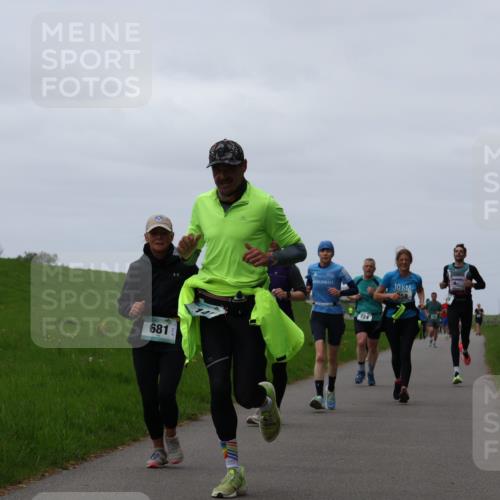 04.05.2025 - 8. Wedeler Halbmarathon Yannick Fuchs http://msf.ph/oto/7840383 04.05.2025 11:27:02 Laufen 681, 724, 10, 58 meine-sportfotos.de