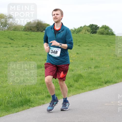 04.05.2025 - 8. Wedeler Halbmarathon Lena Gebhardt http://msf.ph/oto/7840390 04.05.2025 11:48:14 Laufen 28, 39, 348 meine-sportfotos.de