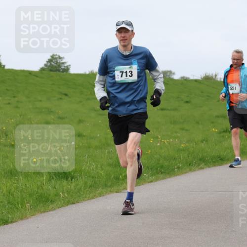 04.05.2025 - 8. Wedeler Halbmarathon Lena Gebhardt http://msf.ph/oto/7840400 04.05.2025 11:48:16 Laufen 713, 551 meine-sportfotos.de