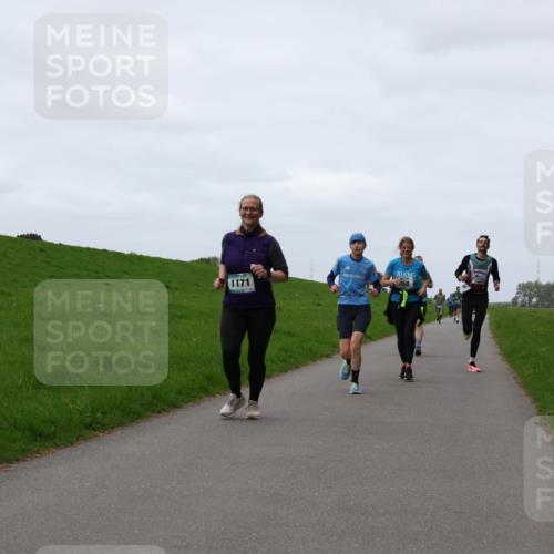 04.05.2025 - 8. Wedeler Halbmarathon Yannick Fuchs http://msf.ph/oto/7840430 04.05.2025 11:27:05 Laufen 1171, 10 meine-sportfotos.de